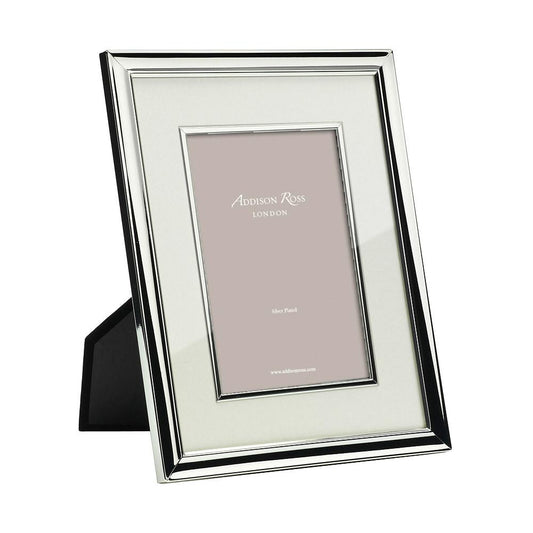 Square Corner Trimline silverplate original 4x7 frame by Dennis Daniels® -  Picture Frames, Photo Albums, Personalized and Engraved Digital Photo Gifts  - SendAFrame